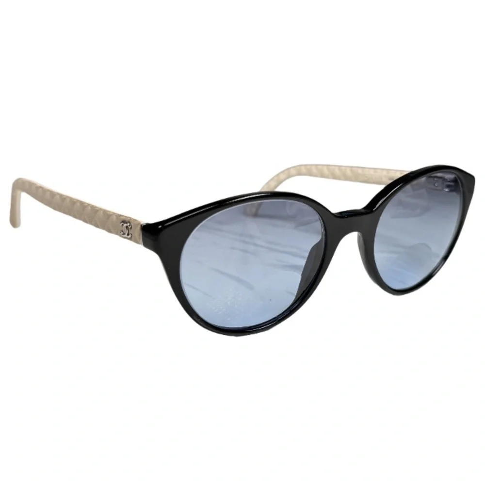 CHANEL | Eye Glasses Frames Quilted Leather Luxury Italian Classic CC Rare Posh